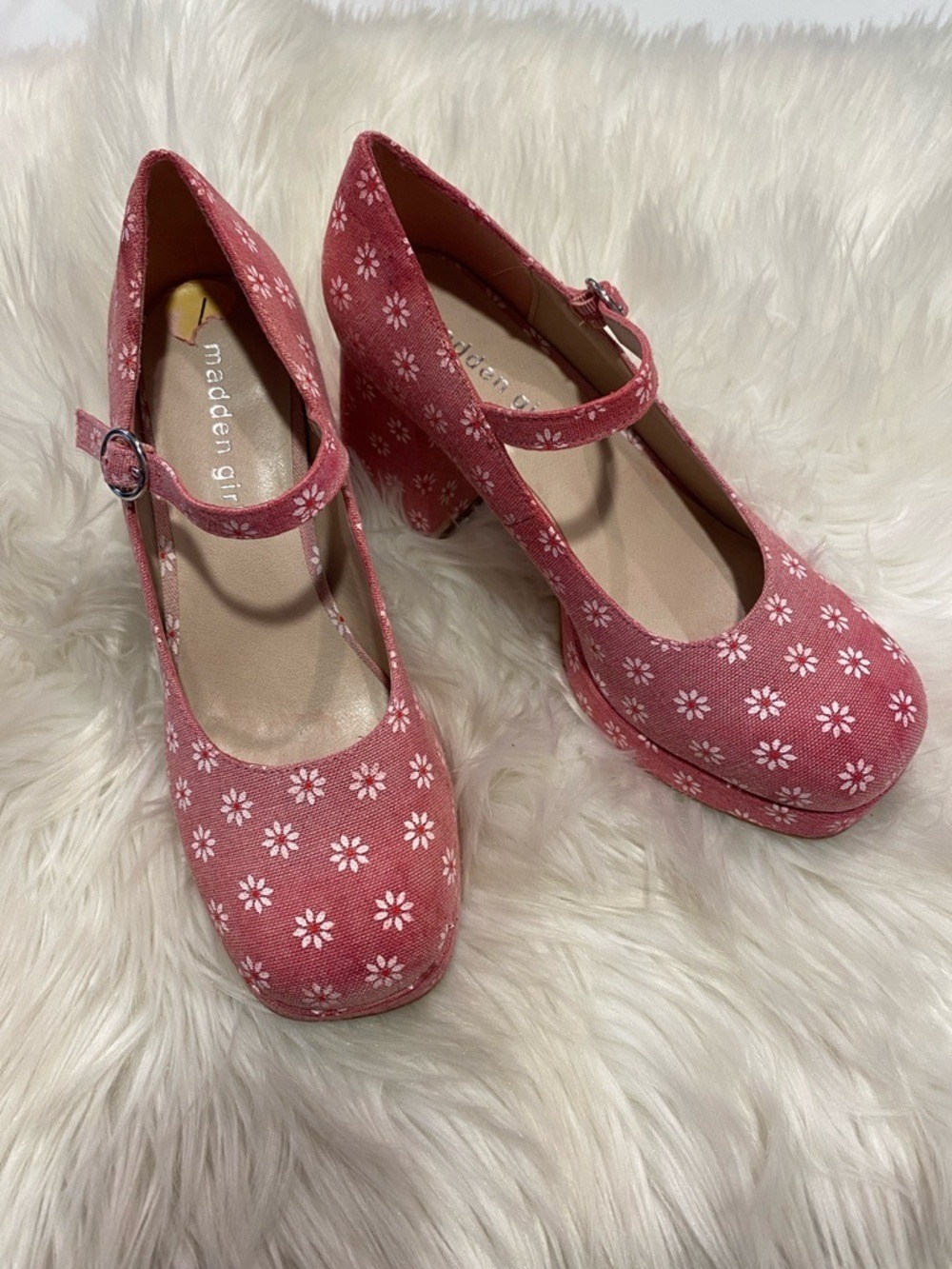 Madden Girl Rose Pink Daisy Mary Jane Block Heels